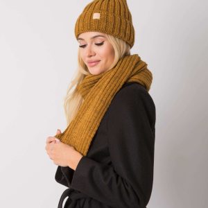 Wholesale Dark yellow winter set with hat and scarf Rubby RUE PARIS