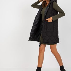 Wholesale Women's black quilted vest with hood RUE PARIS