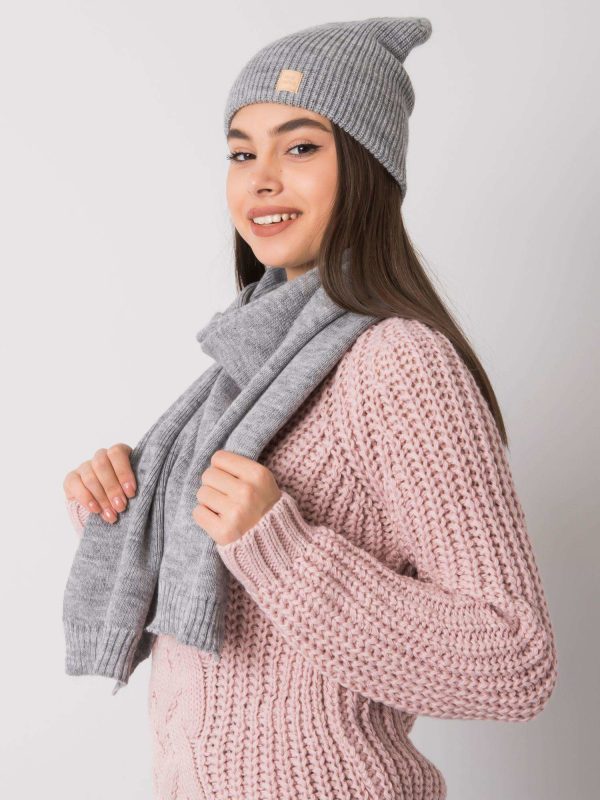 Wholesale Gray knitted set for winter RUE PARIS