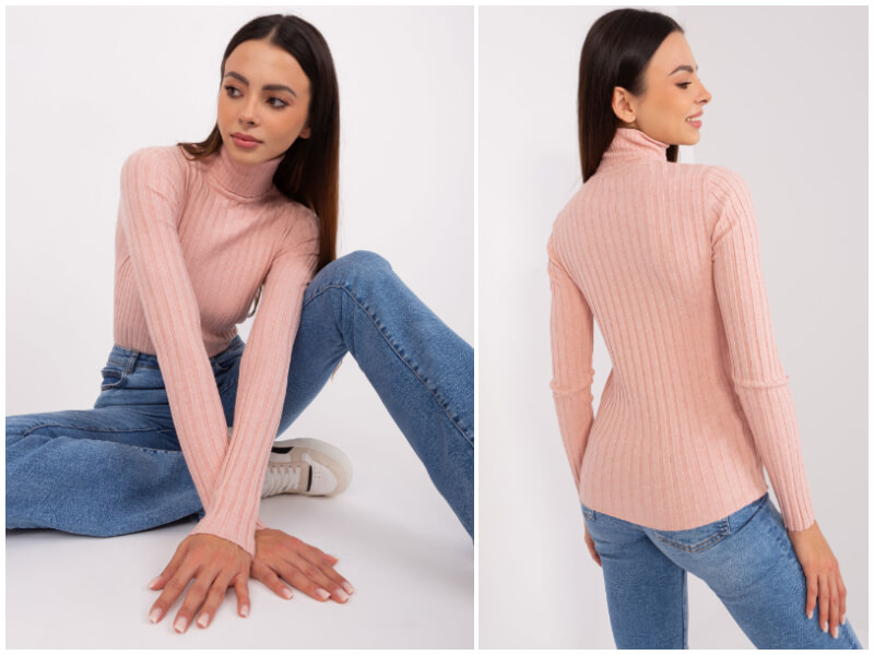 Turtleneck sweater – how to style it for colder days?